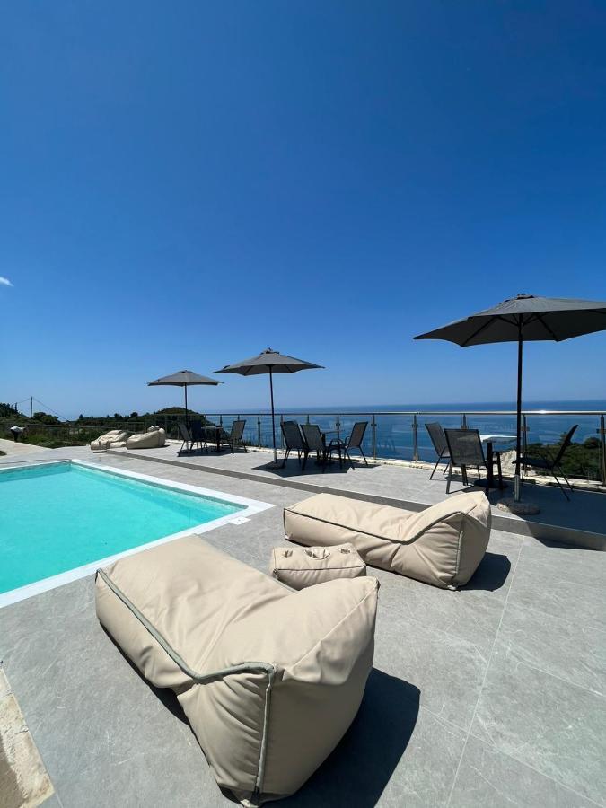 Melikiron Luxury Apartments Áyios Nikítas Dış mekan fotoğraf